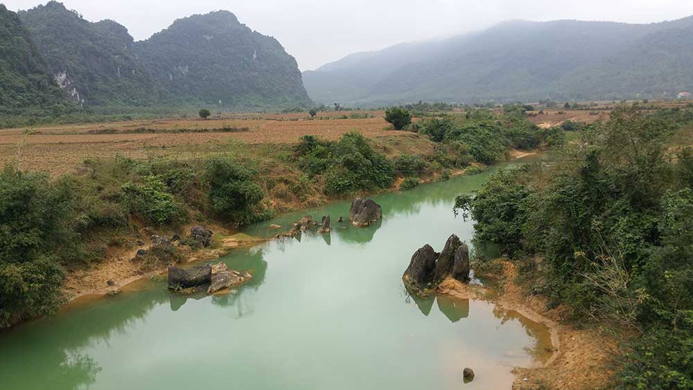 rio parque nacional phong nha ke bang dong hoi vietnam