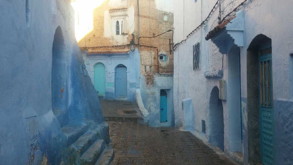 calles medina chefchauen marruecos montana rif viajar solo