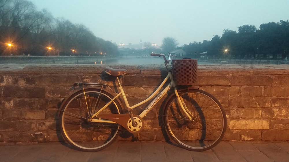 en bicicleta bike ciudad prohibida pekin beijing viajar solo china asia