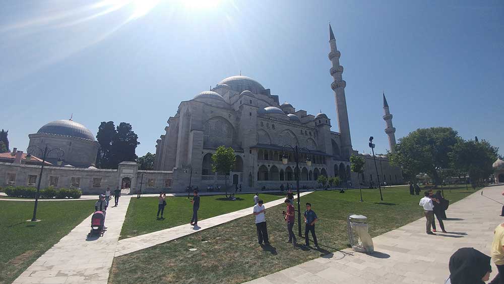 mezquita azul viajar solo estambul turquia