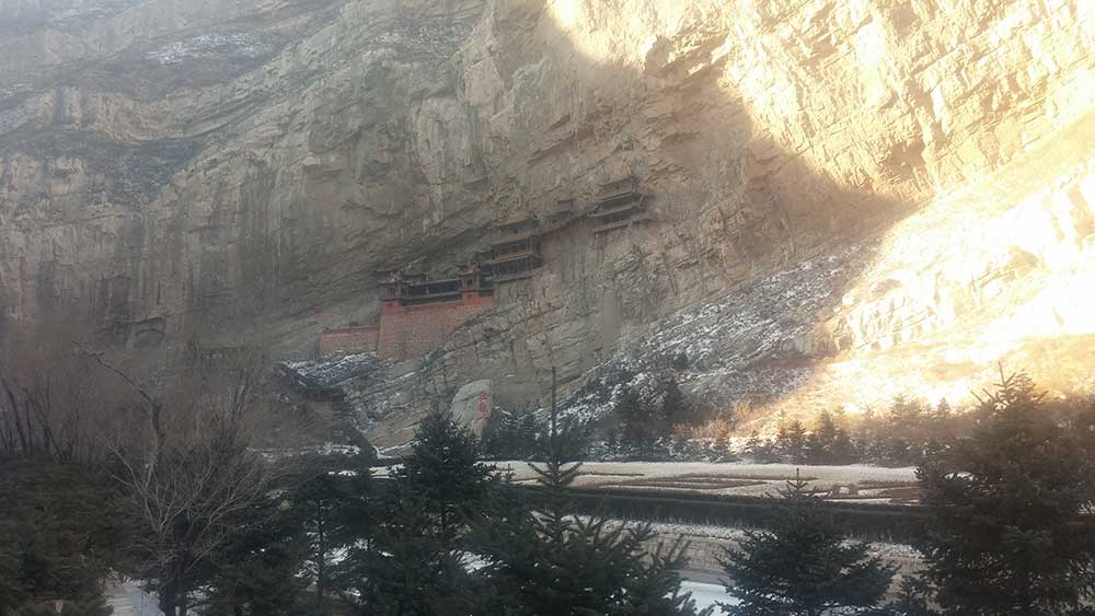 monasterio suspendido templo colgante xuankong montana datong viajar solo china asia